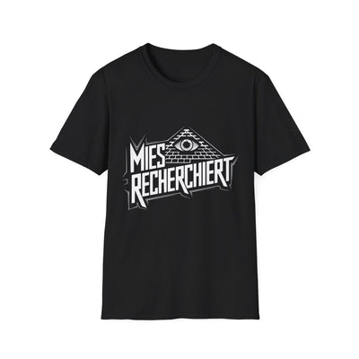 Mies recherchiert T-Shirt